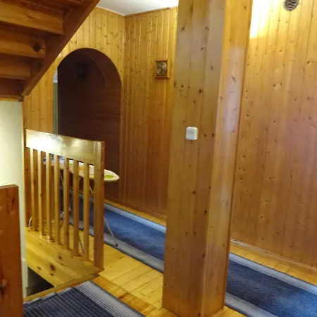 Lenadia Homestay Dziwnow